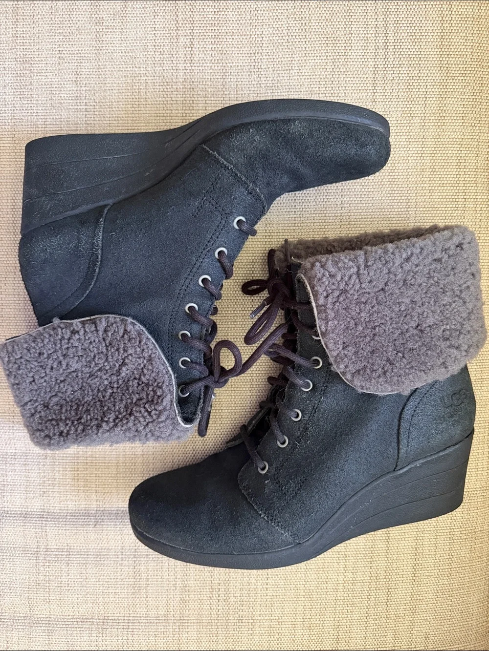 UGG zea wedge